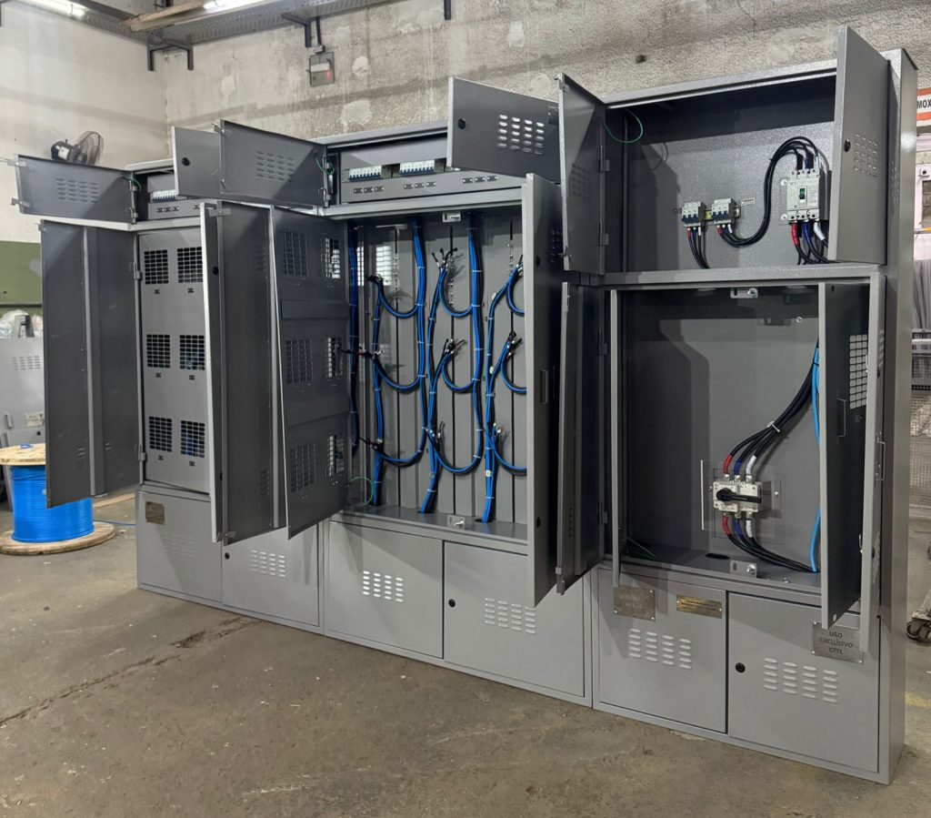 Quadros Medidores: versatilidade, segurança e eficiência para projetos elétricos